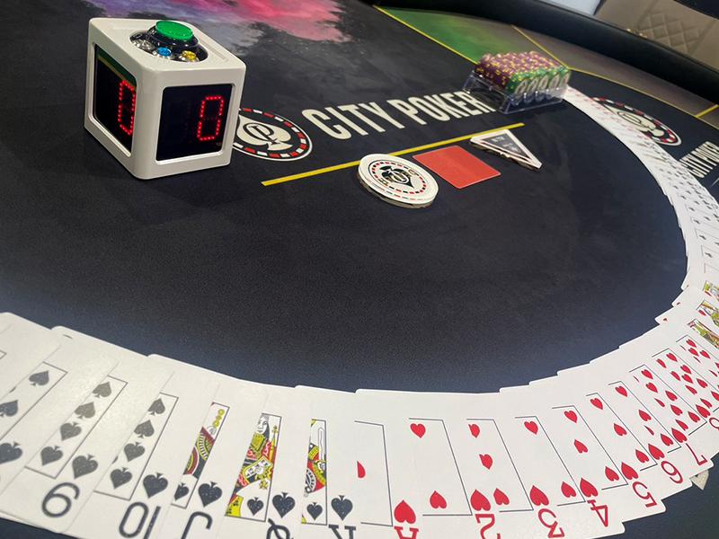 对手都弃牌到你，位置优势这样用才赢